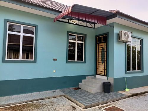 B&B Kuala Besut - UMMI'S Homestay Besut - Bed and Breakfast Kuala Besut