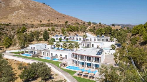 Terra Pietra Luxury Villas & Suites