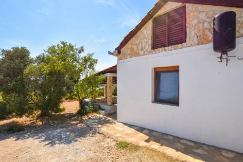 House Mateo - image 4