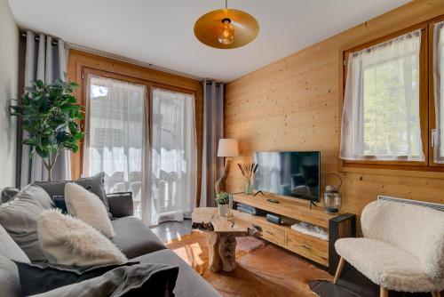 Two-Bedroom Apartment room in Apartment Aiguille de Chamonix Alpes Agency Central Chamonix Sleeps 4