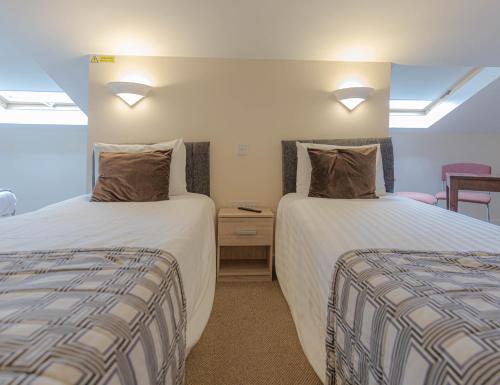 Superior Triple Room with Three Single Beds - Non-Smoking