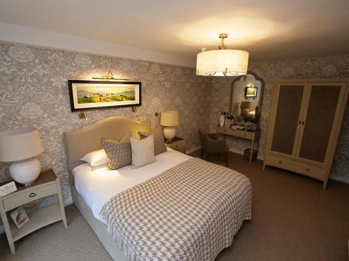 Oranmore Room Type - Superior Double Room