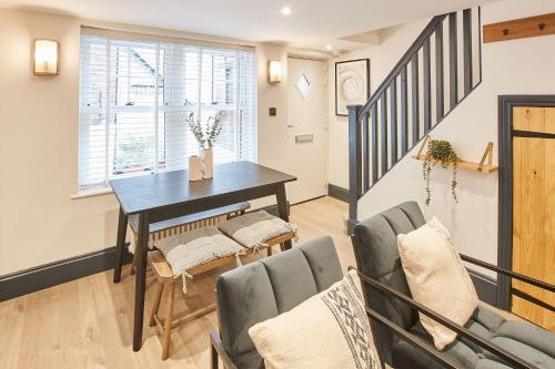 Host & Stay - Grumbles Cottage Host & Stay - Grumbles Cottage