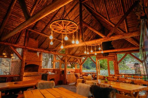 Casa Cheile Dâmbovicioarei - Cabana 1 (Casa Cheile Dambovicioarei - Cabana 1) in Dimbovičioara