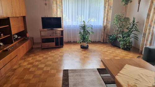 nette, ruhige Ferienwohnung für 4 Personen (ca. 105 m²) in Eltmann