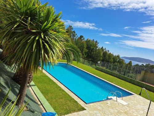 APARTAMENTO PLAYA DE ESTORDE - Piscina y playa en el corazon da Costa da Morte
