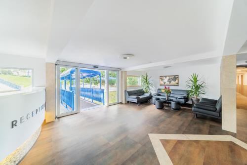 Lobby, Botel Racek in Prague 04