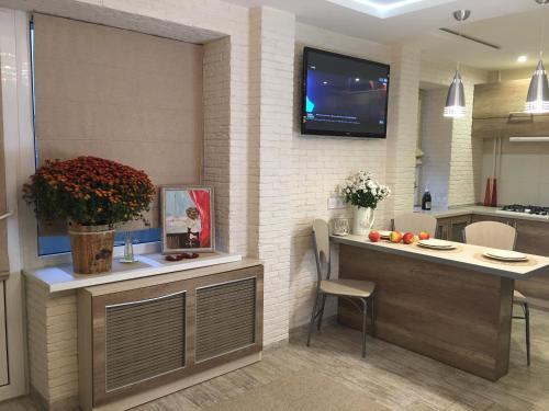 Studio Luxe on Victory Street in the city center, Vinnycja (foto 7)