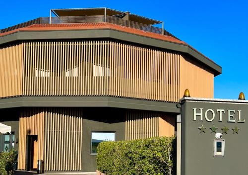 Hotel Motel Top – Cusago, DC