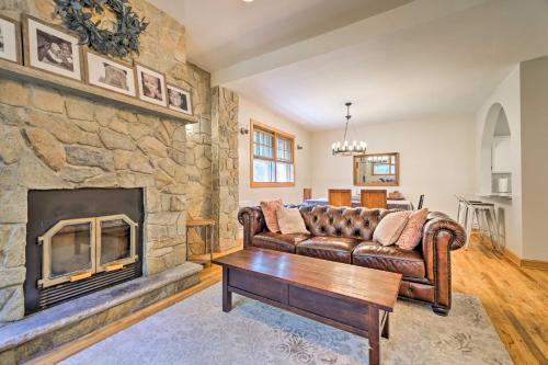 Quiet Long Pond Home on 1 Acre with Deck and Patio! - image 11