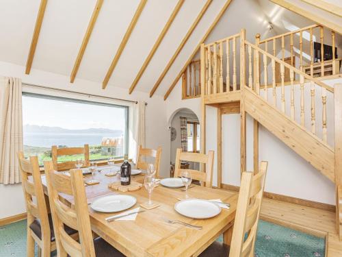 A szálláshely kívülről, Askival in Elgol