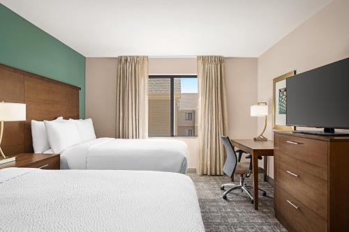 2 bedrooms, 4 beds