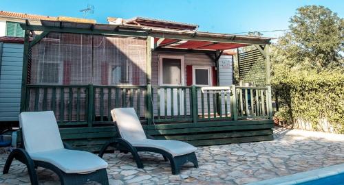 Family friendly apartments with a swimming pool Pakostane, Biograd - 18980 - Location saisonnière - Pakoštane