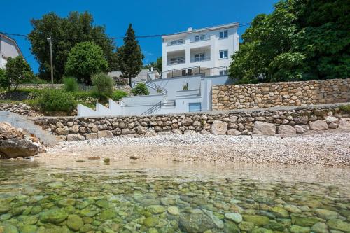 Family friendly seaside apartments Zivogosce - Mala Duba, Makarska - 19149