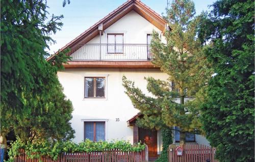 Stunning home in Darlowo with 4 Bedrooms and WiFi - Darłowo