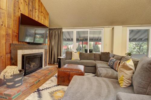 SB206 Snowbridge 2Br 2Ba condo in Copper Mountain, USA
