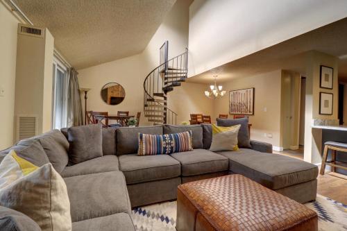 SB206 Snowbridge 2Br 2Ba condo in Copper Mountain, USA
