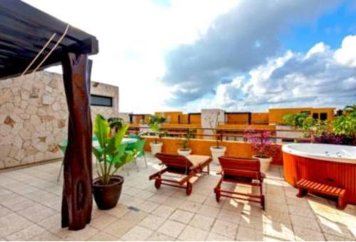 Beautiful Deluxe PH apartment 6 Pax, near the beach
