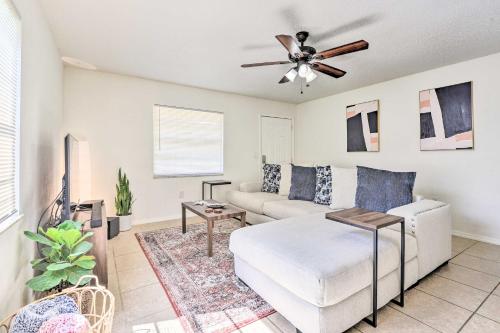 Palmetto Townhome with Yard and Screened Porch! in Palmetto, USA