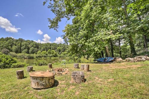 Cozy Franklin Cottage with Waterfront Views!