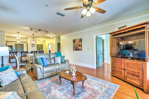 Lakefront Condo with Community Pool and Boat Dock in Talladega, USA