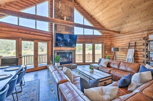 Luxury Retreat Cabin with Theater, Gym and Views