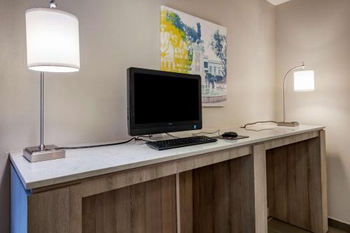 Mayaguez Plaza Hotel; SureStay Collection by Best Western - image 4