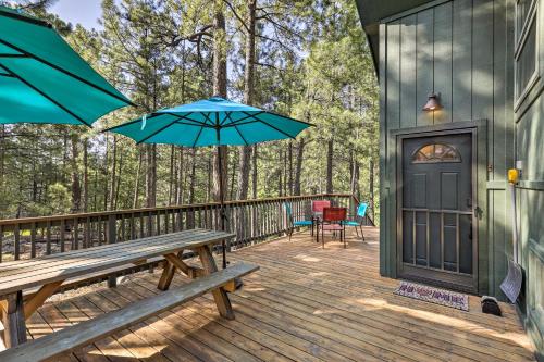 Woodsy Flagstaff Hideaway with Deck and Sunroom! in Kachina Village (AZ)