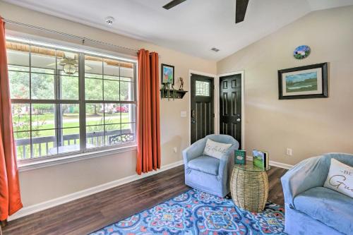 Peaceful Beaufort Home with Front Porch and Grill