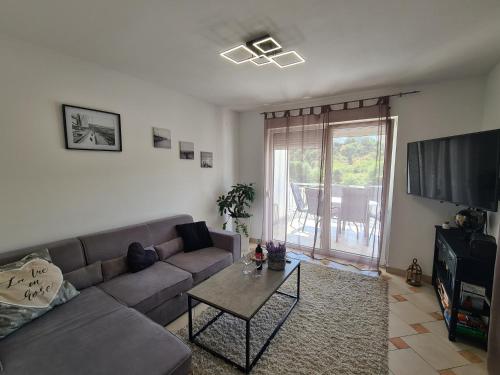 Two-Bedroom Apartment with Terrace room in Apartments with parking space Novi Vinodolski - 20006