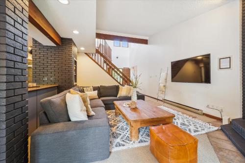 Twins Getaway at Meadow Creek Duplex in Frisco, USA