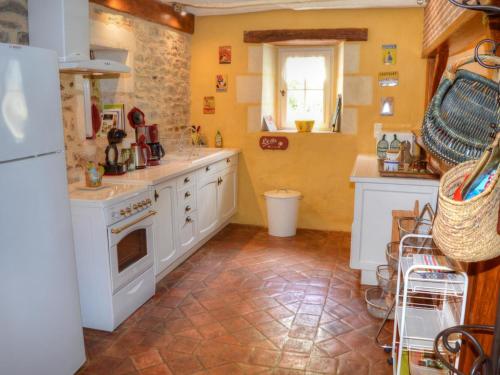 Gîte Draché, 3 pièces, 4 personnes - FR-1-381-520