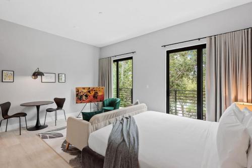 Pretty Rola 303 Signature Apartment w King Bed Brand new and Central Location in Fort Lauderdale, USA