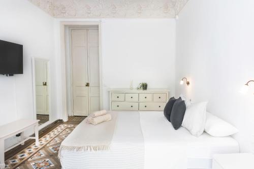 Superior Double Room image 7