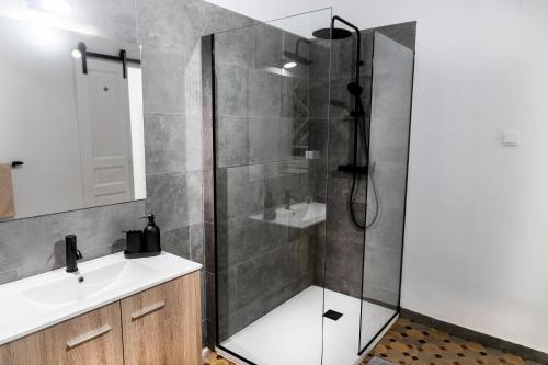 Superior Double Room image 4
