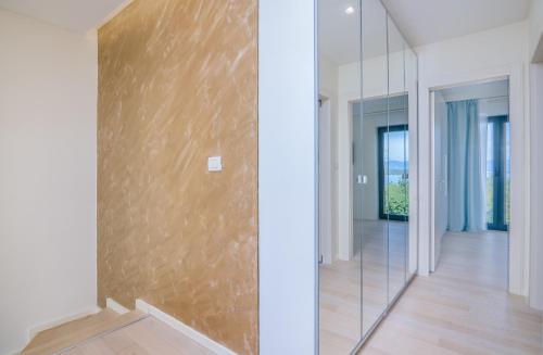 Family-friendly apartments with swimming pool Vantacici Krk - 19252 - image 2