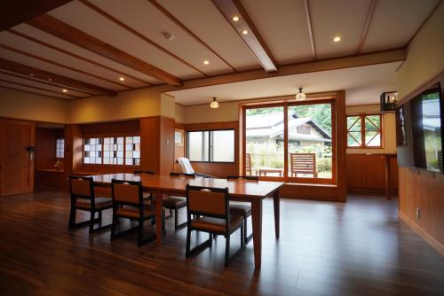 Deluxe Suite with Private Hot Spring -
