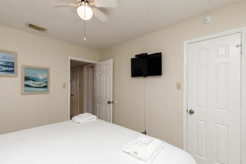 El Constante 121 by Padre Escapes - image 10
