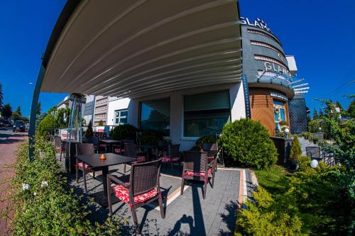 GLAMOUR - Hotel & Restaurant & SPA - image 9