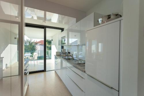 Konyha, Apartments by the sea Vantacici, Krk - 19404 in Vantačići