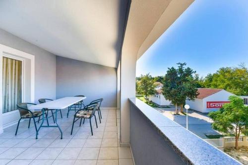 Two-Bedroom Apartment with Terrace image 1