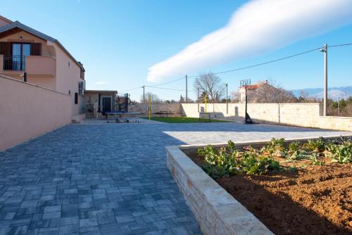 Luxury villa with a swimming pool Pridraga - Cuskijas, Novigrad - 19461