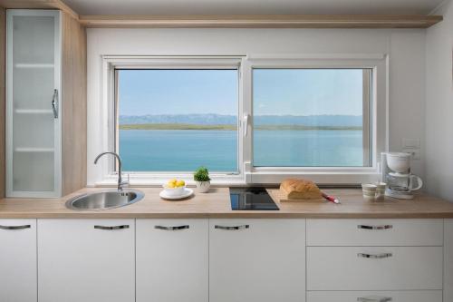 Apartments by the sea Vir - 19422 - image 3