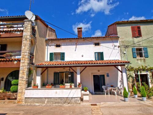 Family friendly house with a swimming pool Smoljanci, Central Istria - Sredisnja Istra - 19598 - Location saisonnière - Svetvinčenat