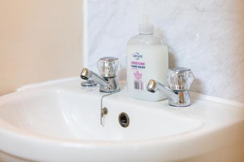 City Centre Guest House - image 4