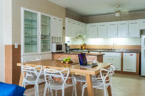 Kitchen, Hermoso Departamento Casa Blanca remodelado 2 Habitaciones Wi-Fi Netflix in Same