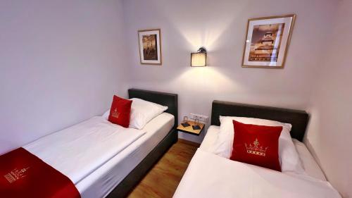Hotel Zu den Drei Kronen Room Type - Twin Room