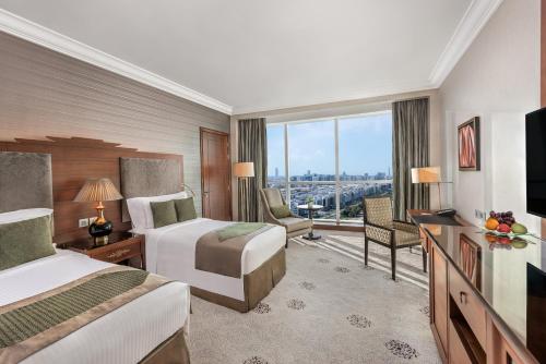 room detail thumbnail 1