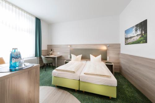 Hotel Reichshof garni - image 12