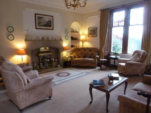 Tigh na Sgiath Country House Hotel – Skye of Curr
